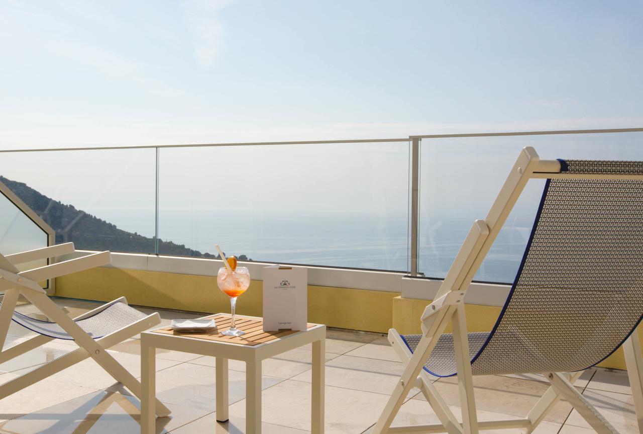 Standard Twin Room with Sea View